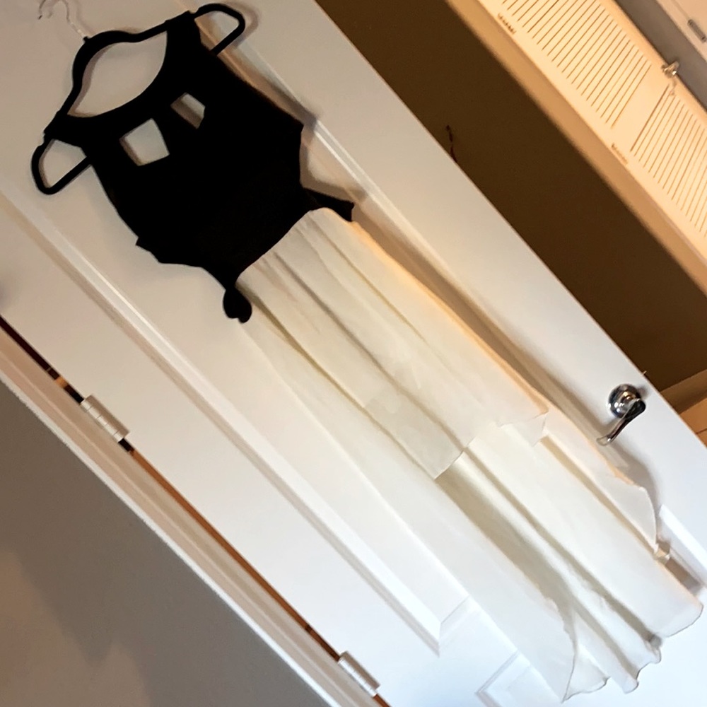 Black and white hi low dress L